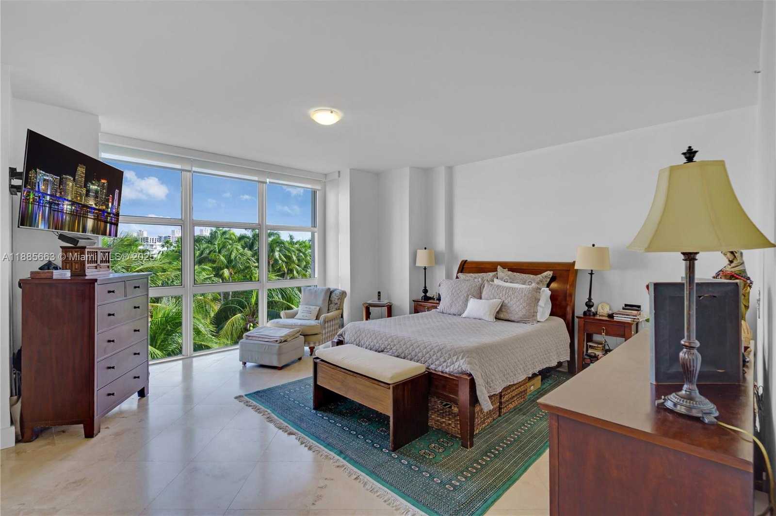 Small Image of 737 CRANDON BLVD #PH-1, Key Biscayne Number 15