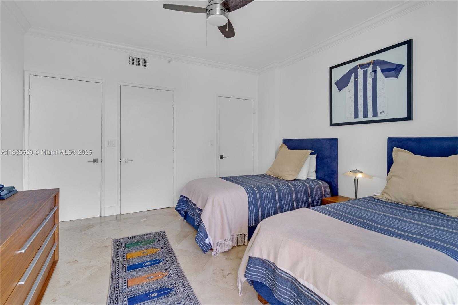 Small Image of 737 CRANDON BLVD #PH-1, Key Biscayne Number 28
