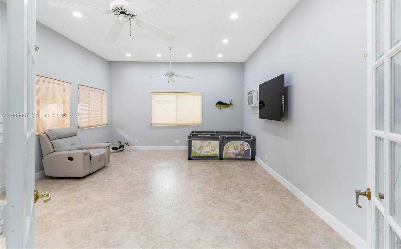 Small Image of 470 NORTH WEST 38TH AVE, Deerfield Beach Number 7