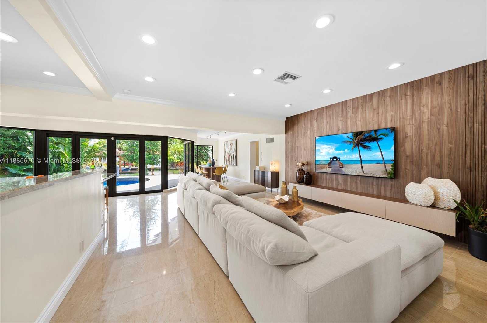 Small Image of 1160 NORTH EAST 91ST ST, Miami Number 11