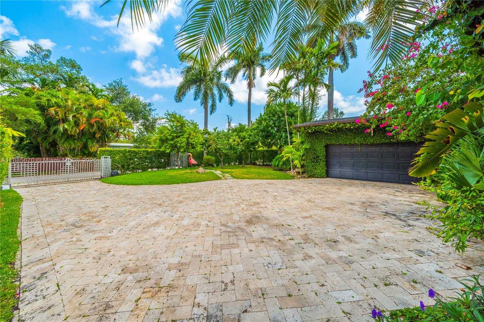 Small Image of 1160 NORTH EAST 91ST ST, Miami Number 7
