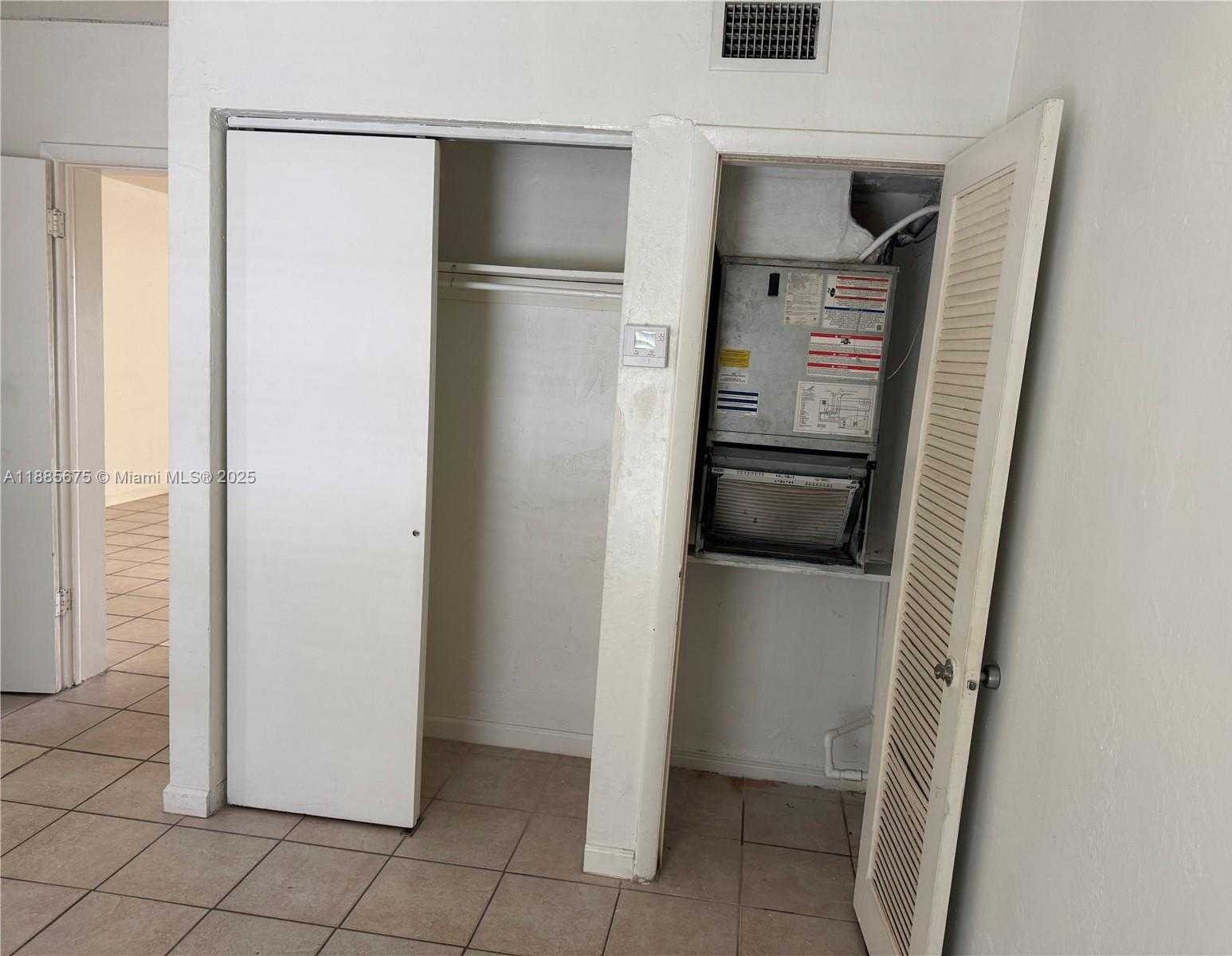 Small Image of 1280 WEST 54TH ST #310B, Hialeah Number 7
