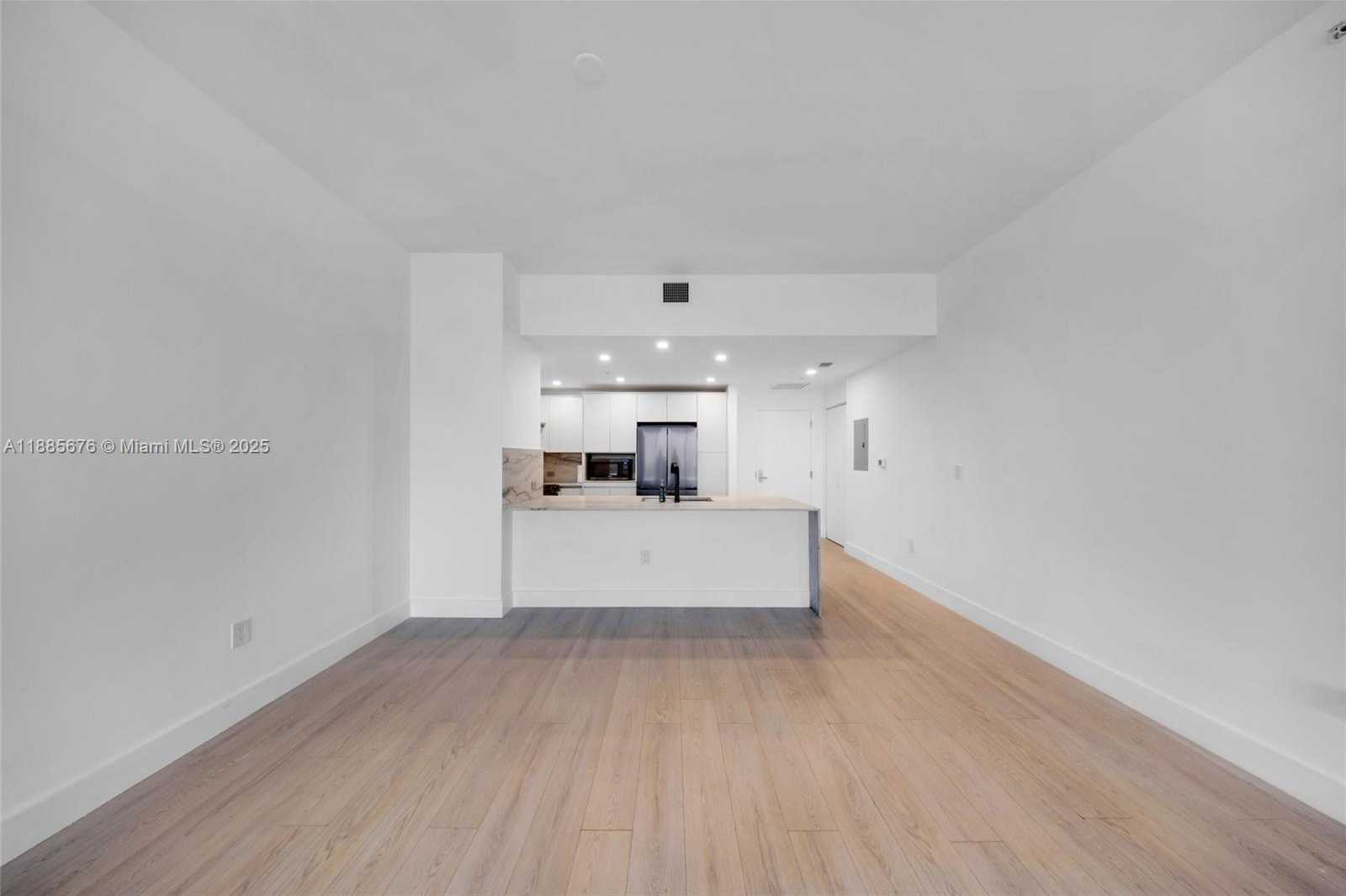 Small Image of 7901 HISPANOLA AVE #2007, North Bay Village Number 11