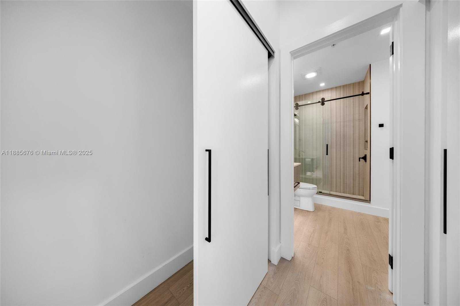 Small Image of 7901 HISPANOLA AVE #2007, North Bay Village Number 26