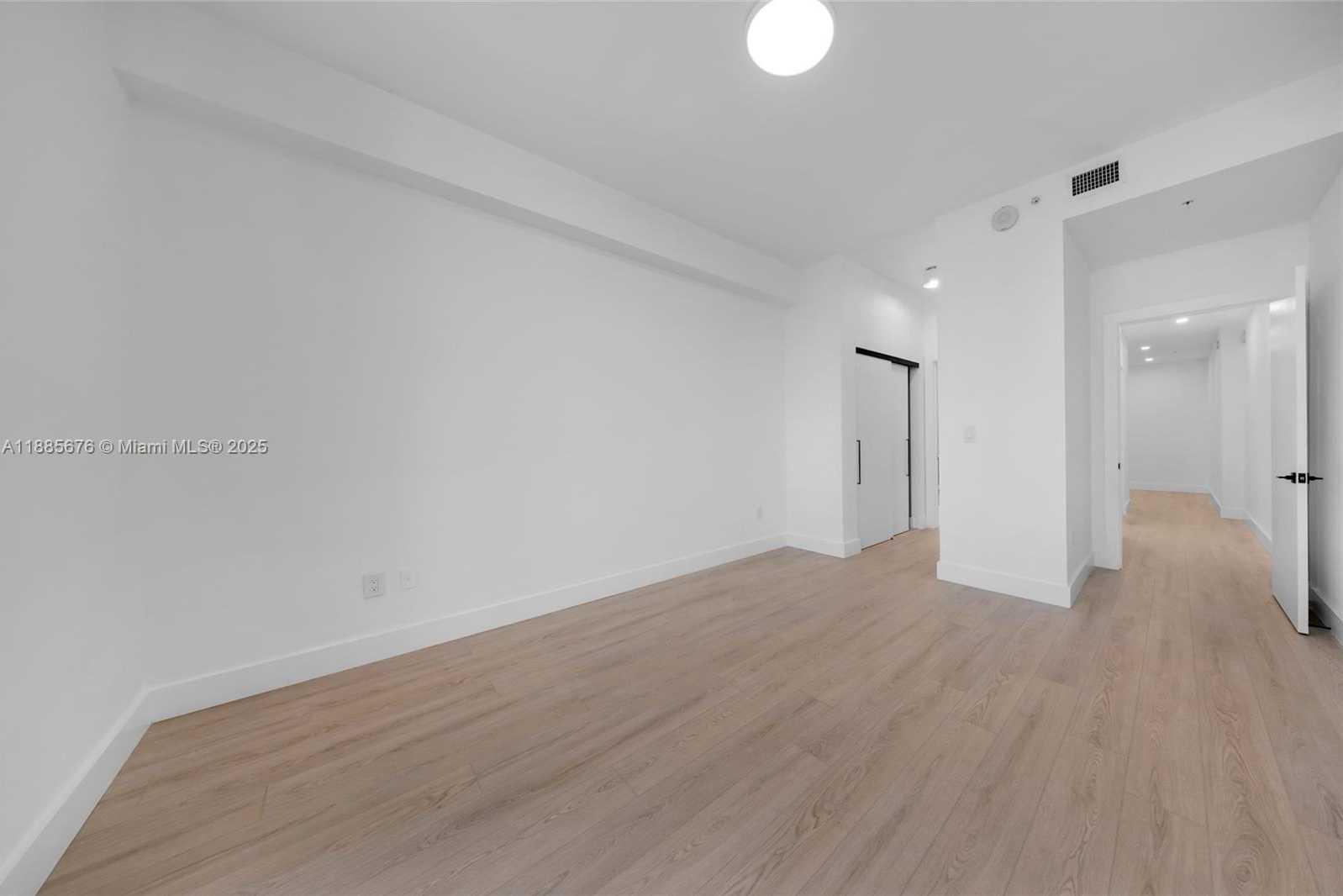 Small Image of 7901 HISPANOLA AVE #2007, North Bay Village Number 30