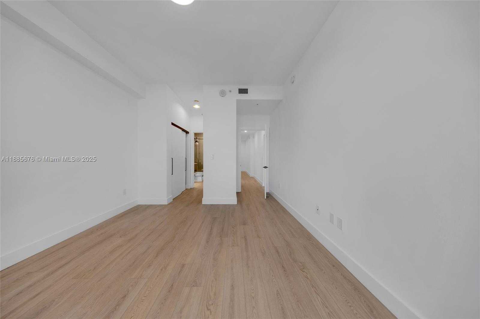 Small Image of 7901 HISPANOLA AVE #2007, North Bay Village Number 31