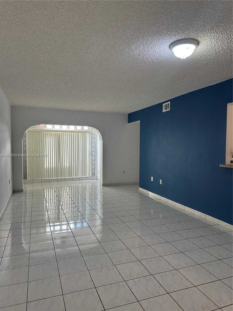 Small Image of 10245 NORTH WEST 9TH ST CIR #111-9, Miami Number 6