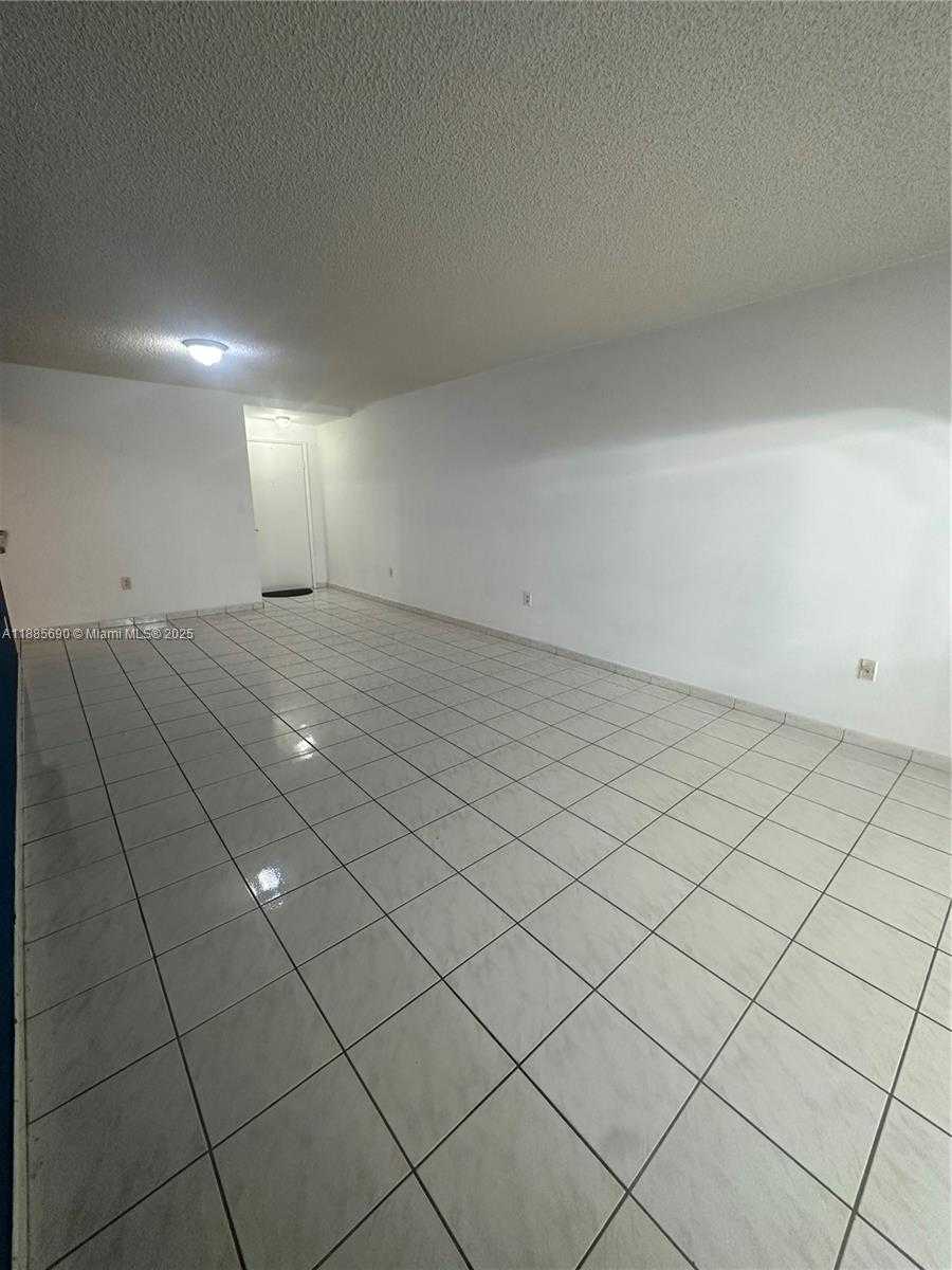 Small Image of 10245 NORTH WEST 9TH ST CIR #111-9, Miami Number 7