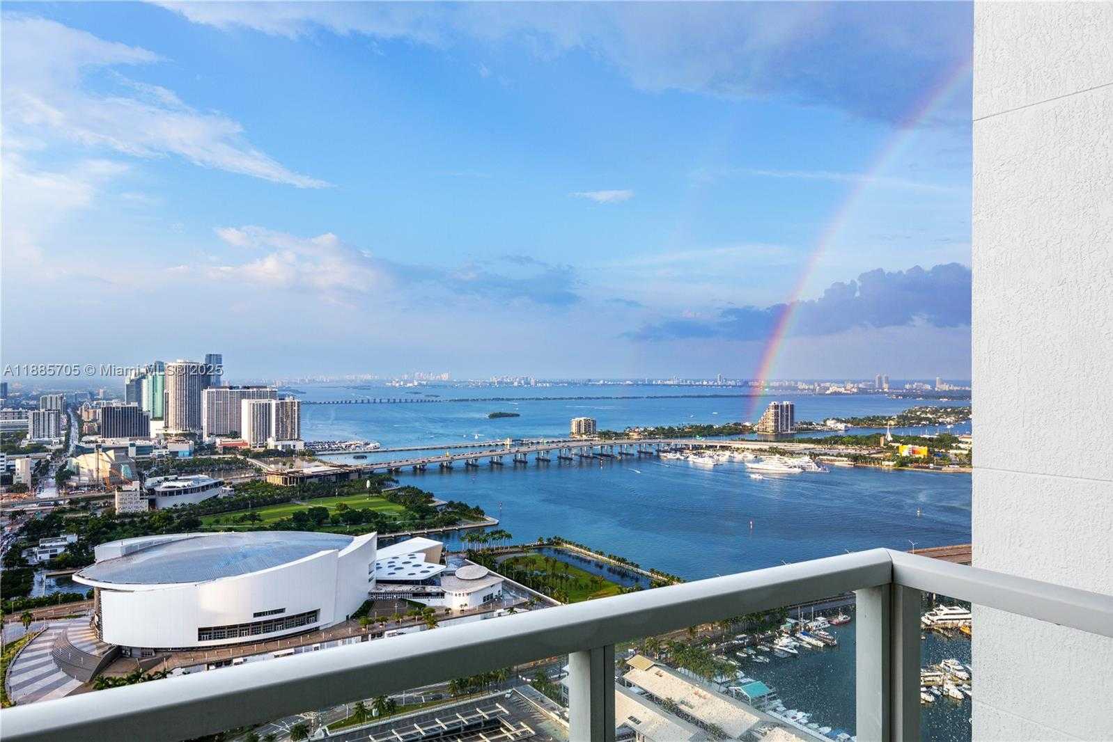 Small Image of 244 BISCAYNE BLVD #4604, Miami Number 21