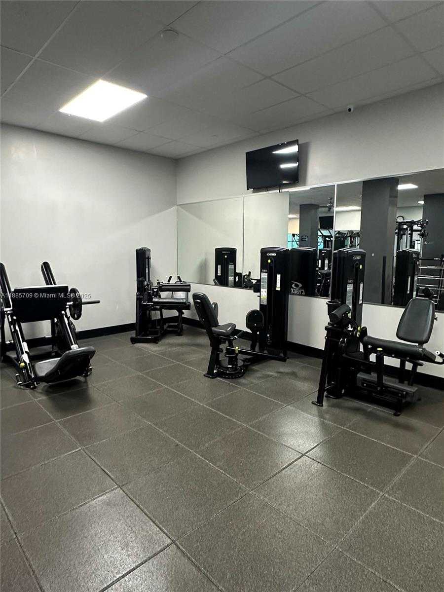 Small Image of 2501 SOUTH OCEAN DR #535, Hollywood Number 12