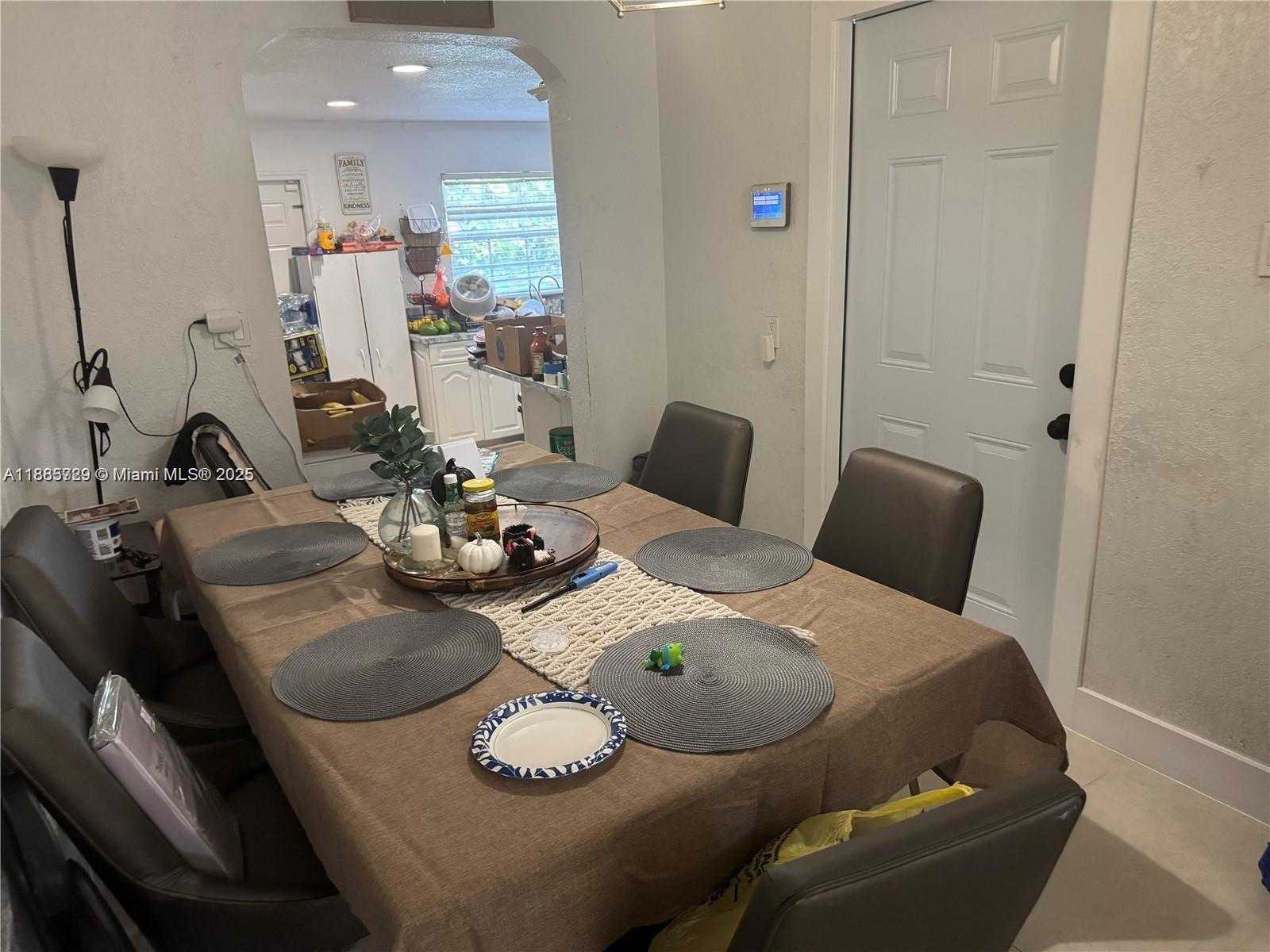 Small Image of 1178 NORTH WEST 105TH TER, Miami Number 7