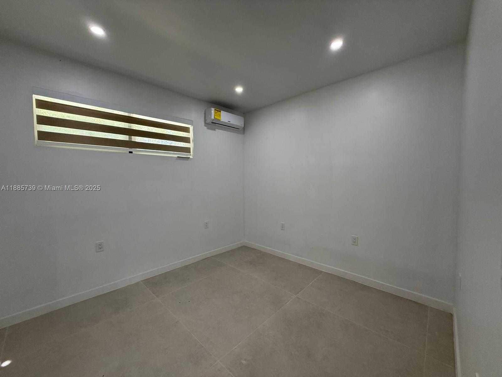 Small Image of 401 NORTH WEST 131ST ST #401, North Miami Number 13
