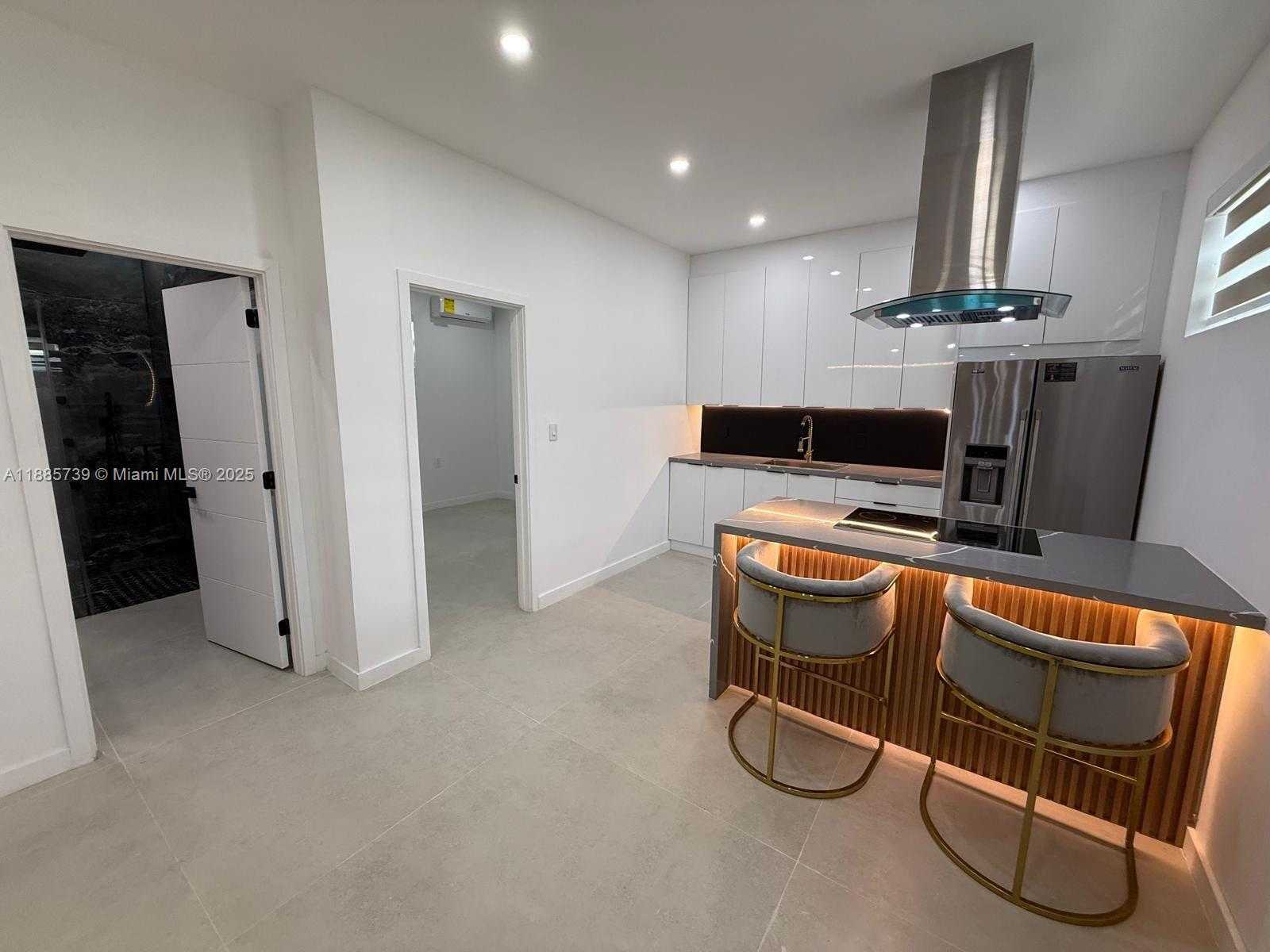 Small Image of 401 NORTH WEST 131ST ST #401, North Miami Number 3