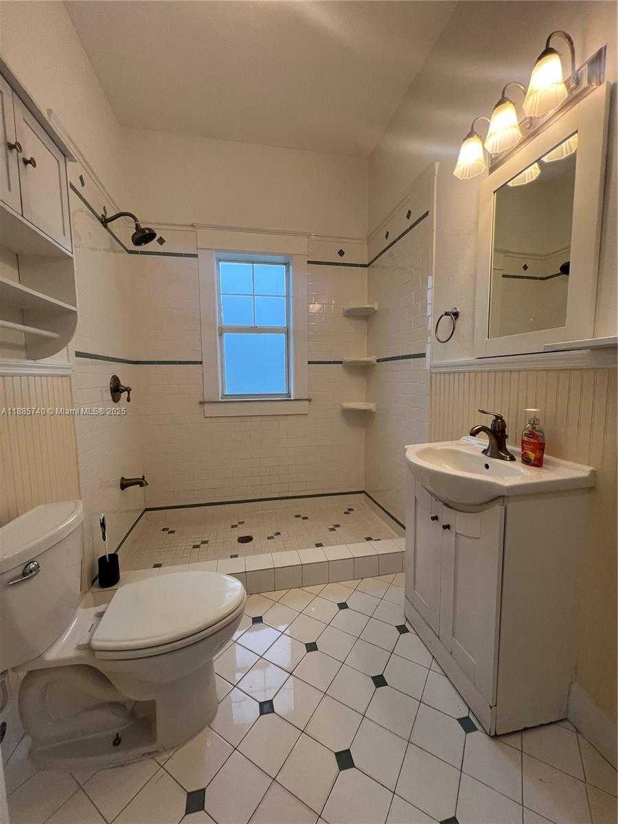 Small Image of 130 SOUTH WEST 1ST AVE #130, Hallandale Beach Number 19