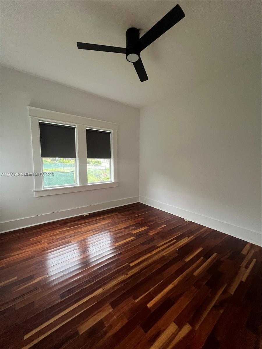 Small Image of 130 SOUTH WEST 1ST AVE #130, Hallandale Beach Number 22