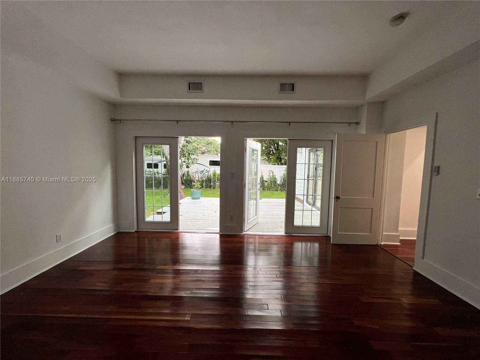 Small Image of 130 SOUTH WEST 1ST AVE #130, Hallandale Beach Number 31