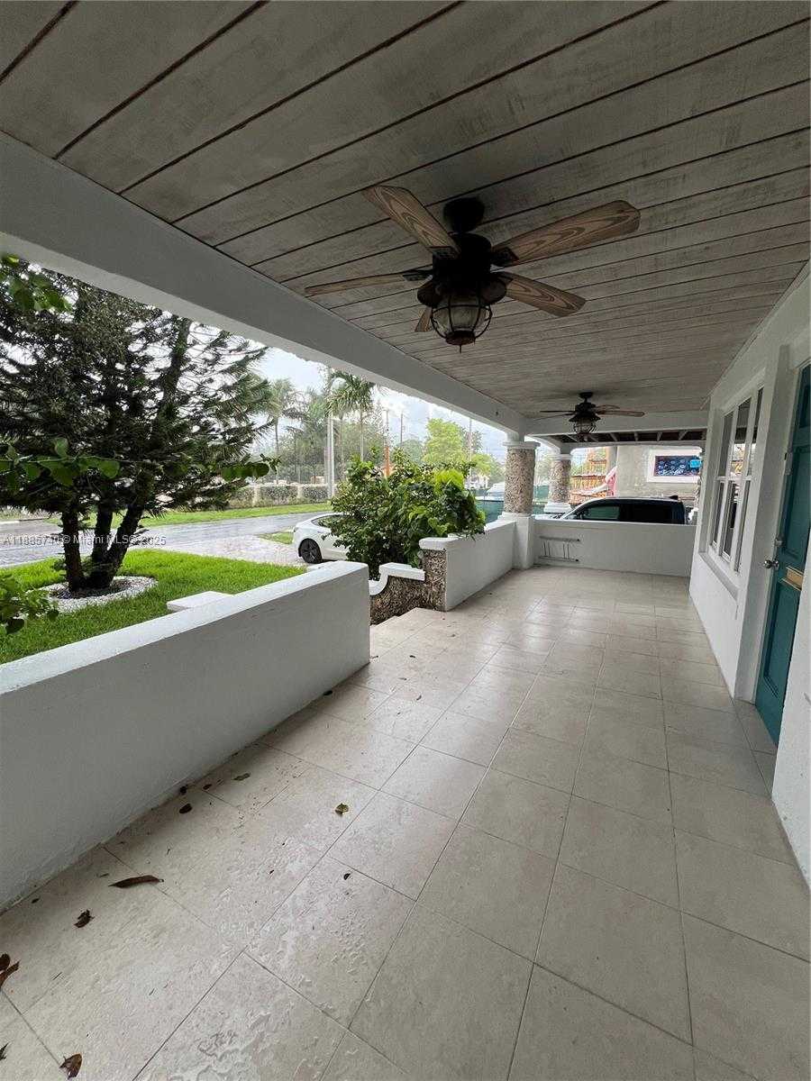Small Image of 130 SOUTH WEST 1ST AVE #130, Hallandale Beach Number 8
