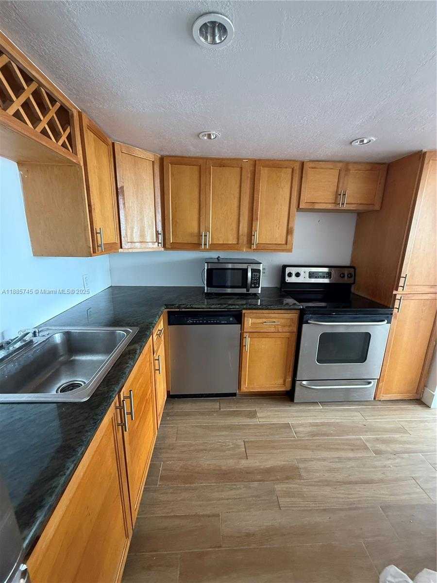 Small Image of 2025 NORTH EAST 164TH ST #712, North Miami Beach Number 2