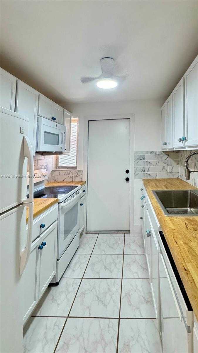Small Image of 1234 EUCLID AVE #10, Miami Beach Number 10