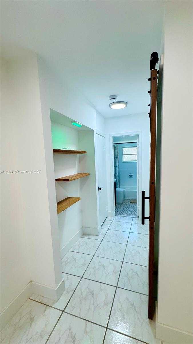 Small Image of 1234 EUCLID AVE #10, Miami Beach Number 18