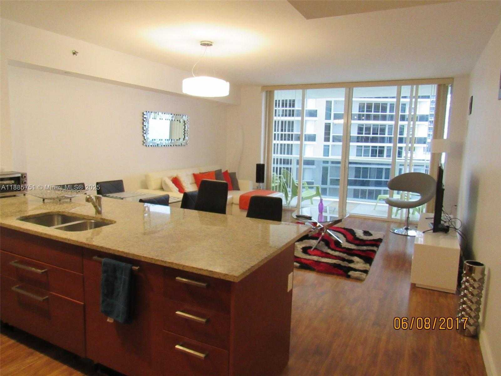 Small Image of 1830 SOUTH OCEAN DR #1509, Hallandale Beach Number 11