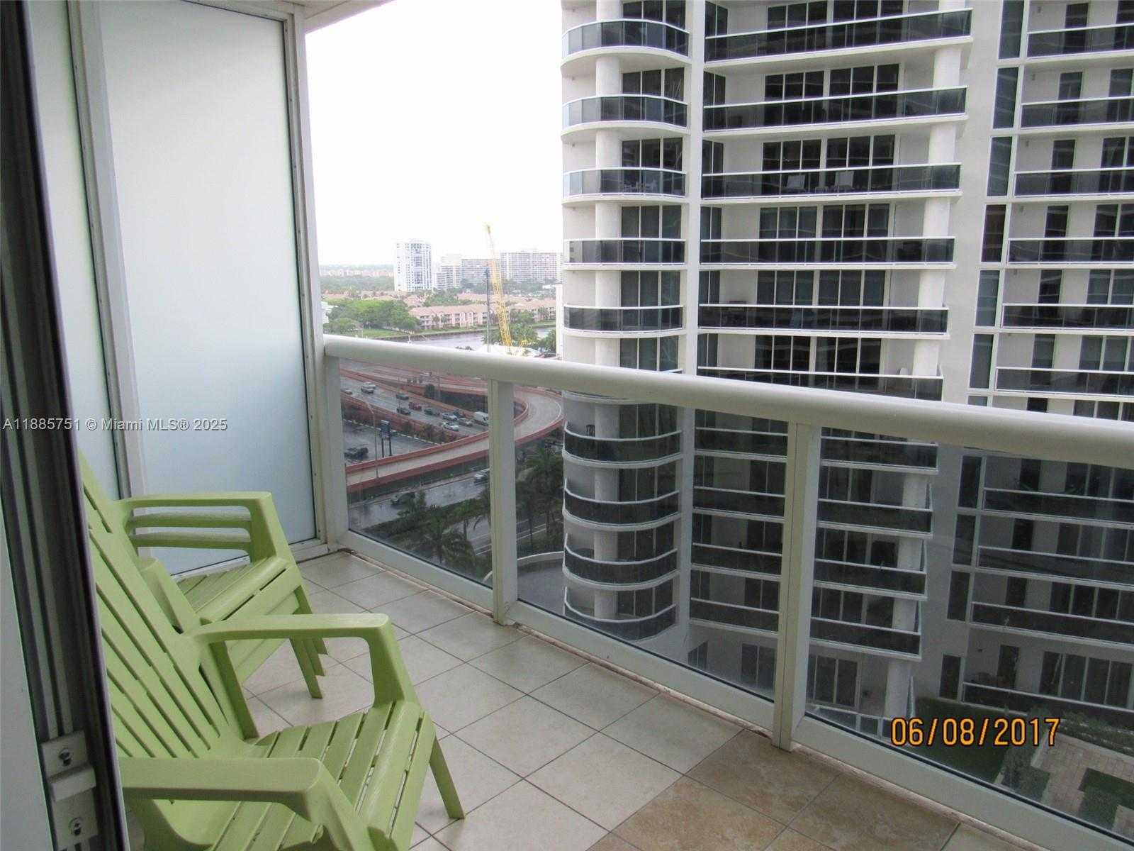 Small Image of 1830 SOUTH OCEAN DR #1509, Hallandale Beach Number 21