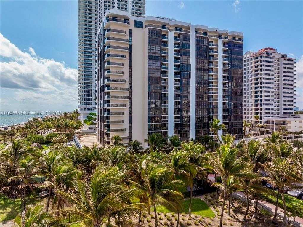 Small Image of 6423 COLLINS AVE #207, Miami Beach Number 12