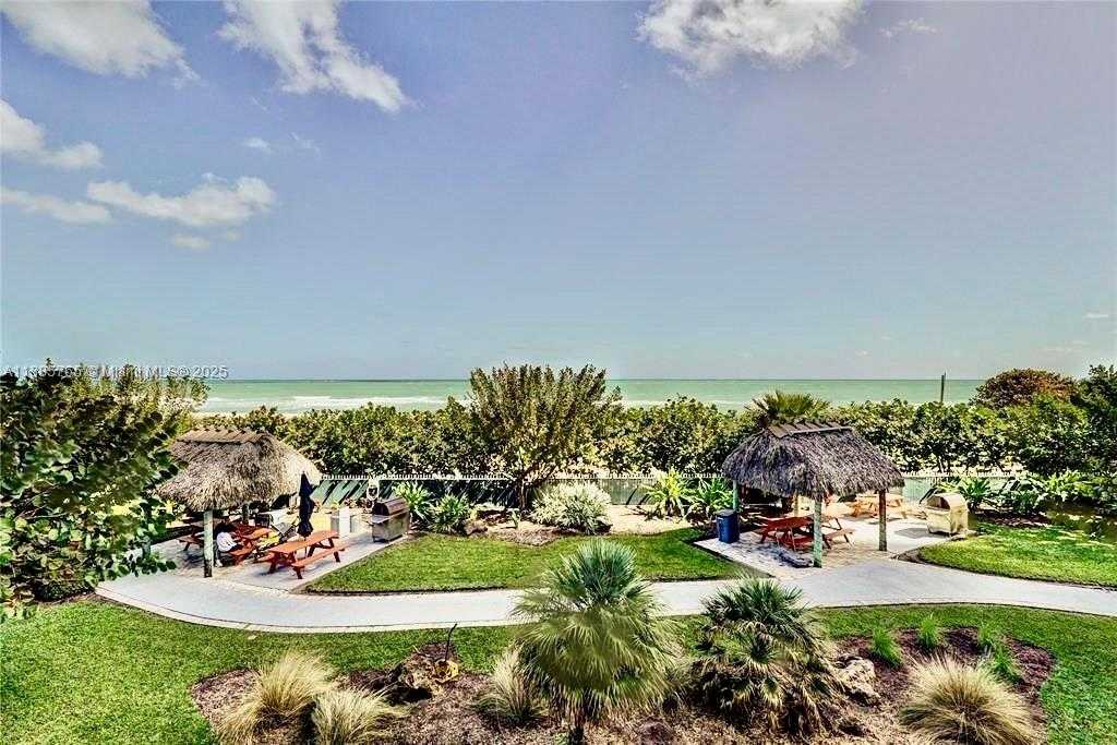 Small Image of 6423 COLLINS AVE #207, Miami Beach Number 26