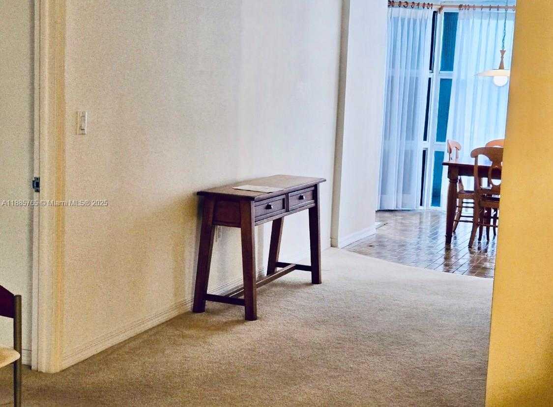 Small Image of 6423 COLLINS AVE #207, Miami Beach Number 48