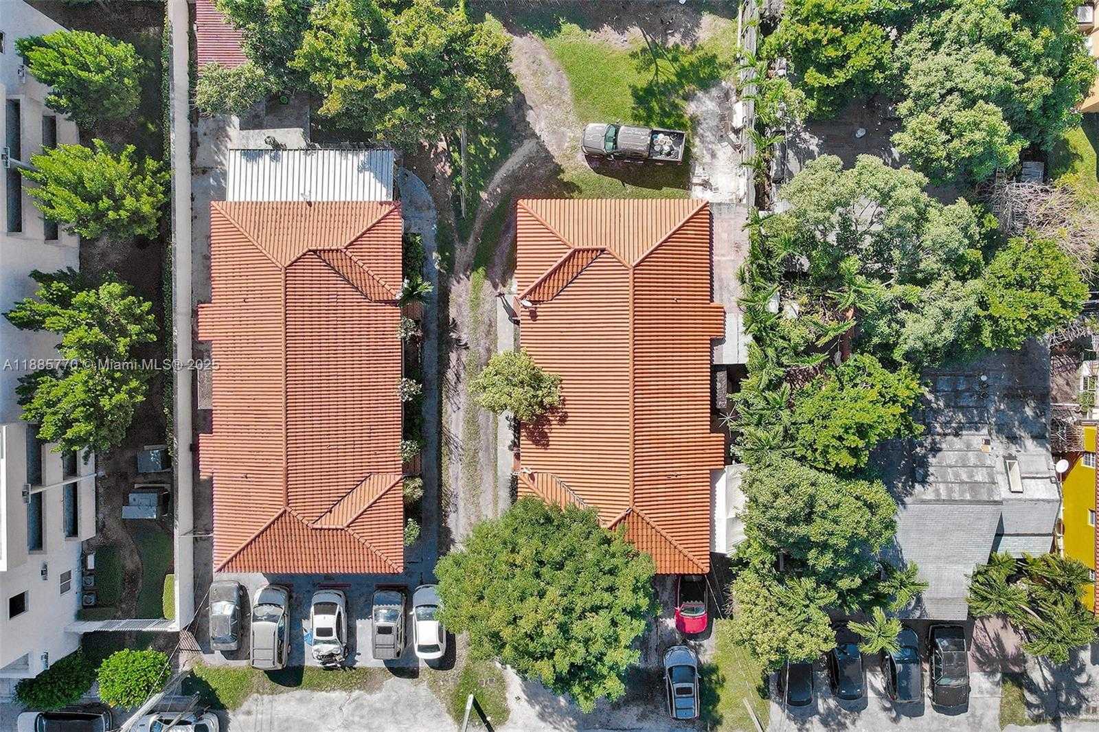 Small Image of 2744 SOUTH WEST 23RD TER #2, Miami Number 7