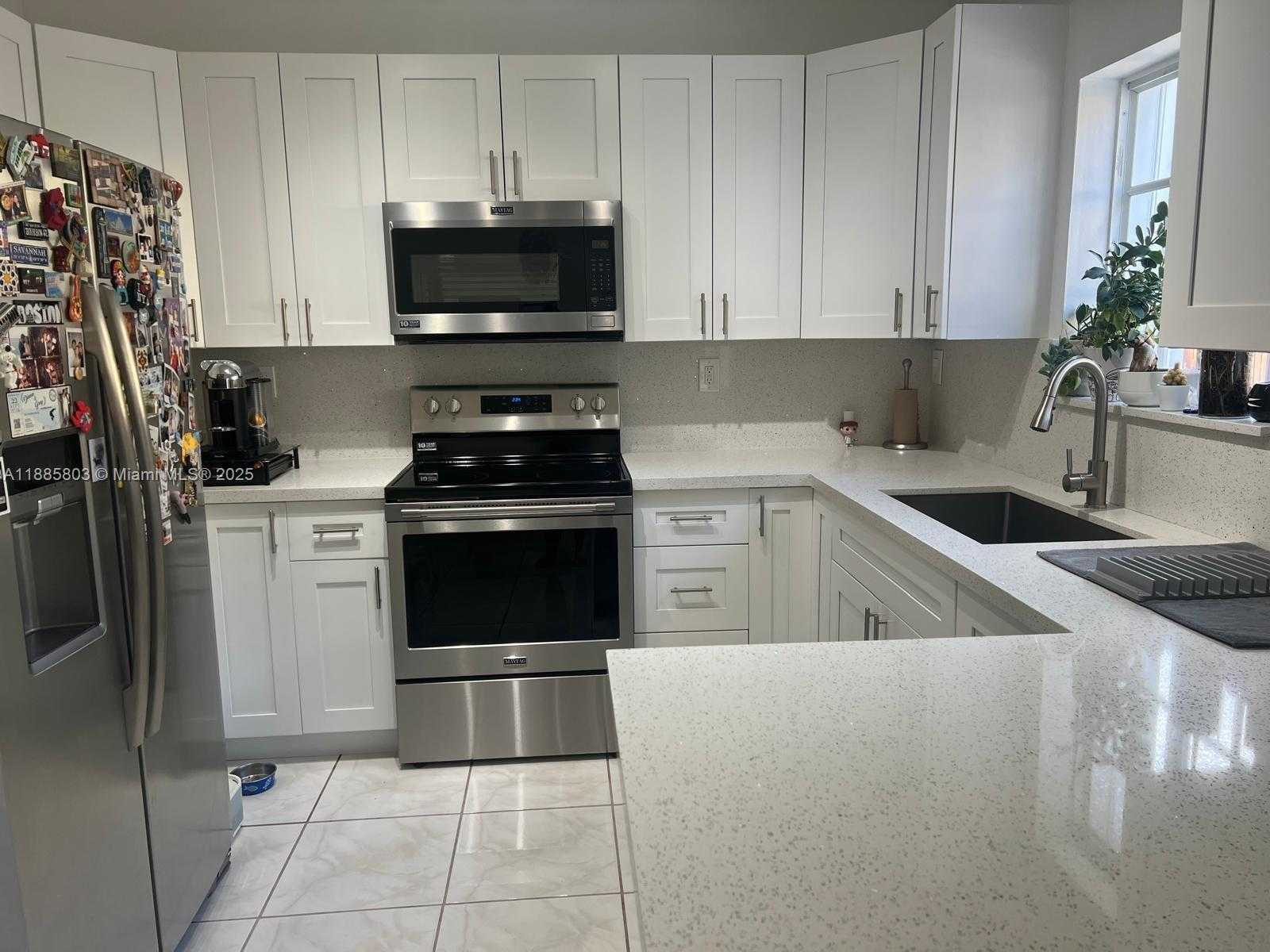 Small Image of 14335 SOUTH WEST 133RD CT #14335, Miami Number 3
