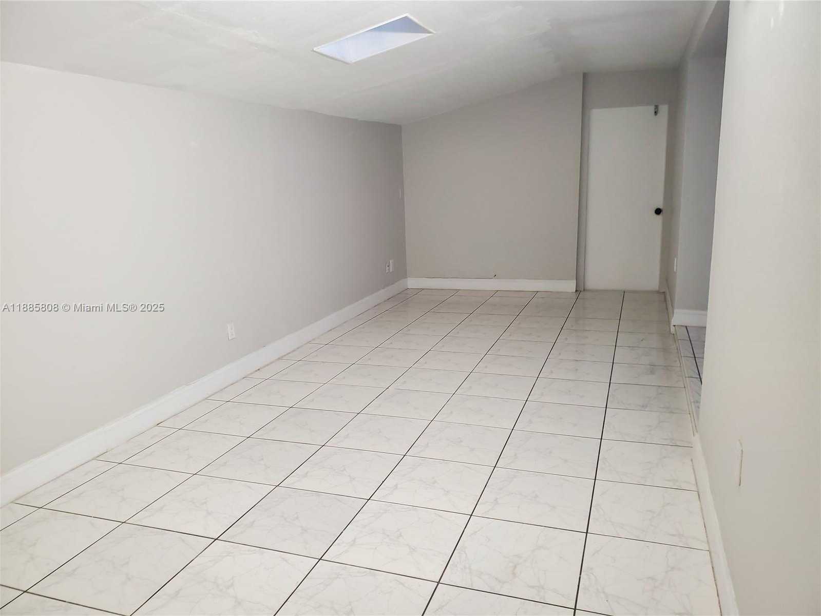 Small Image of 9400 SOUTH WEST 180TH ST, Palmetto Bay Number 12