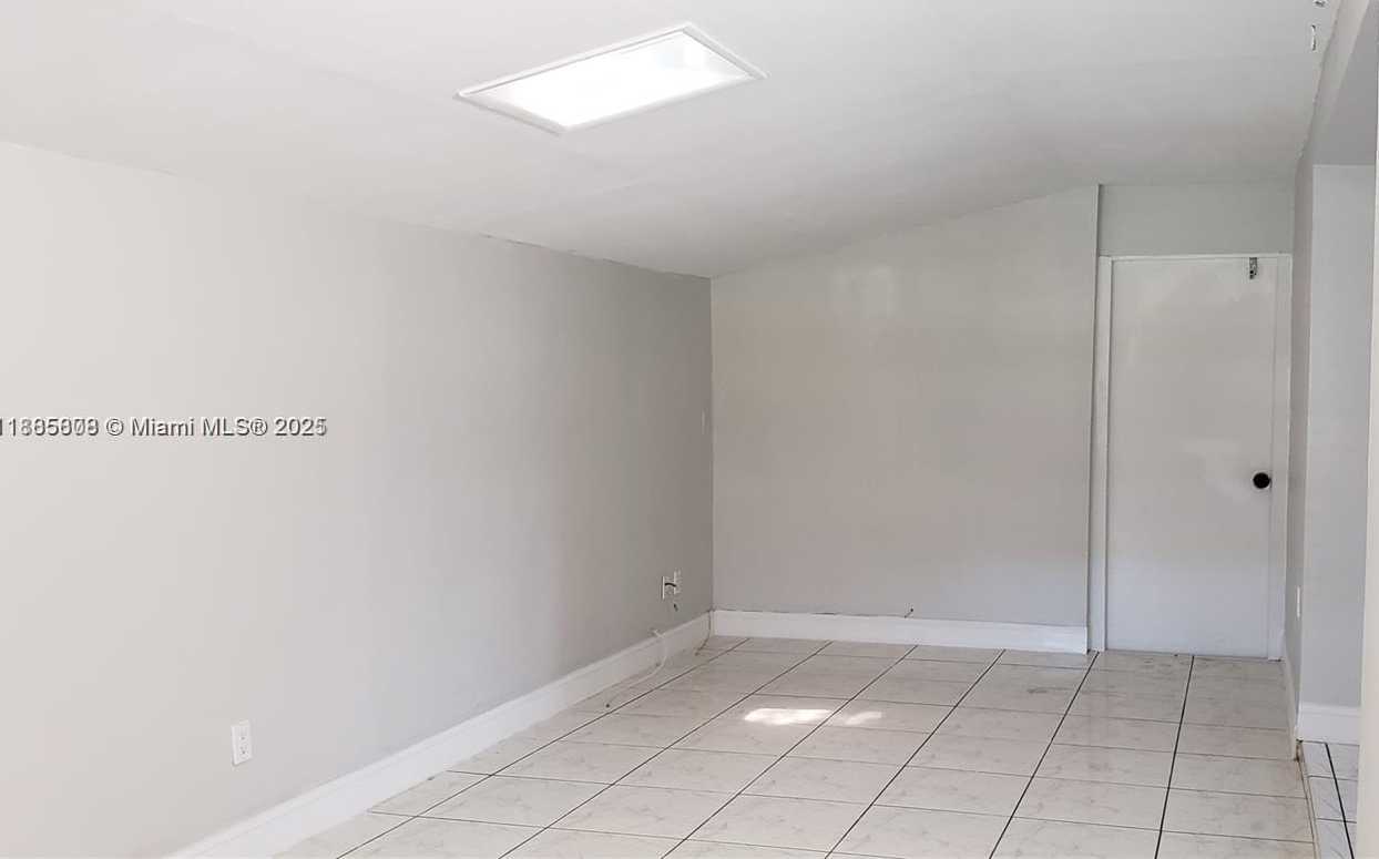 Small Image of 9400 SOUTH WEST 180TH ST, Palmetto Bay Number 15