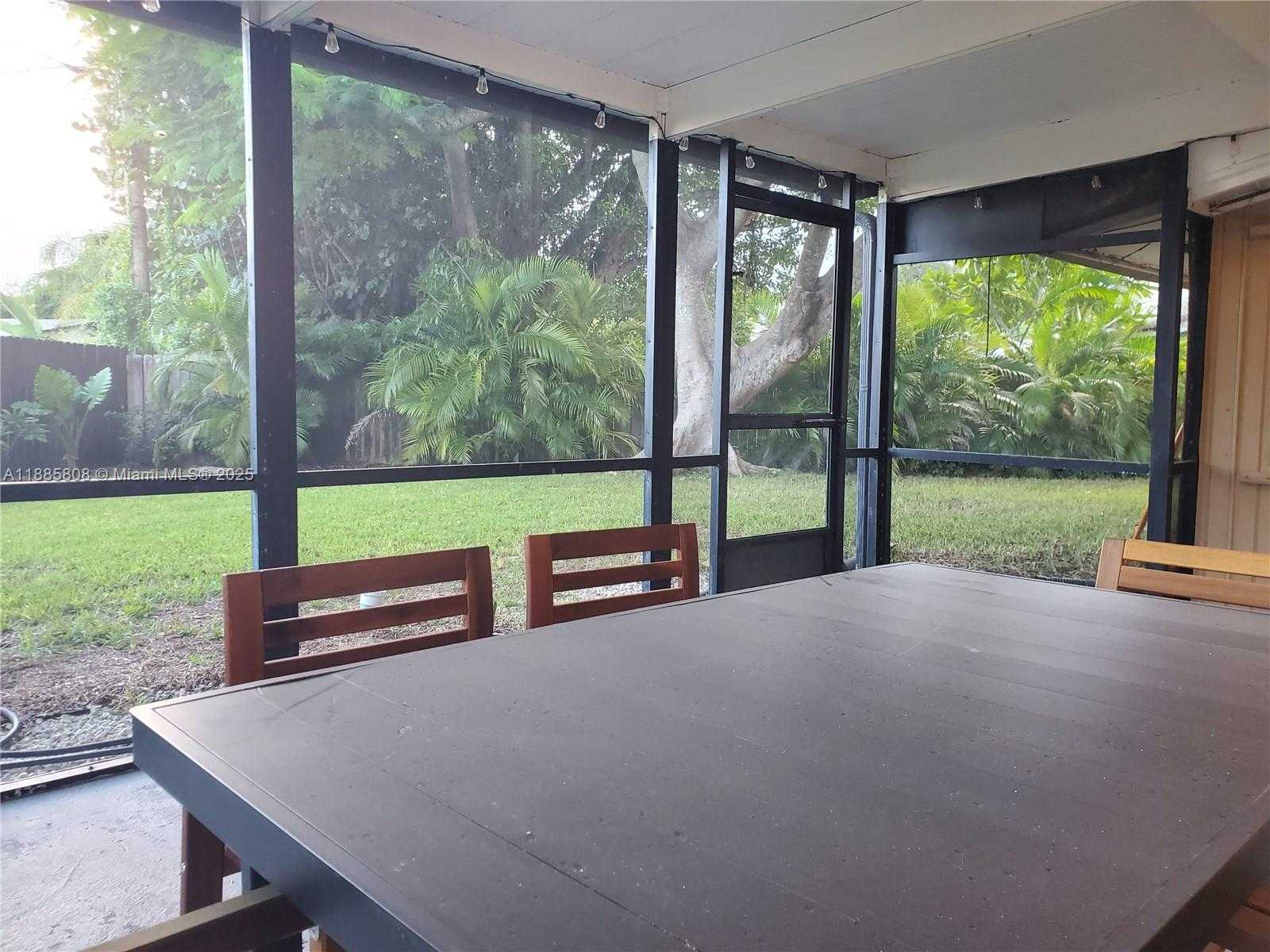 Small Image of 9400 SOUTH WEST 180TH ST, Palmetto Bay Number 26