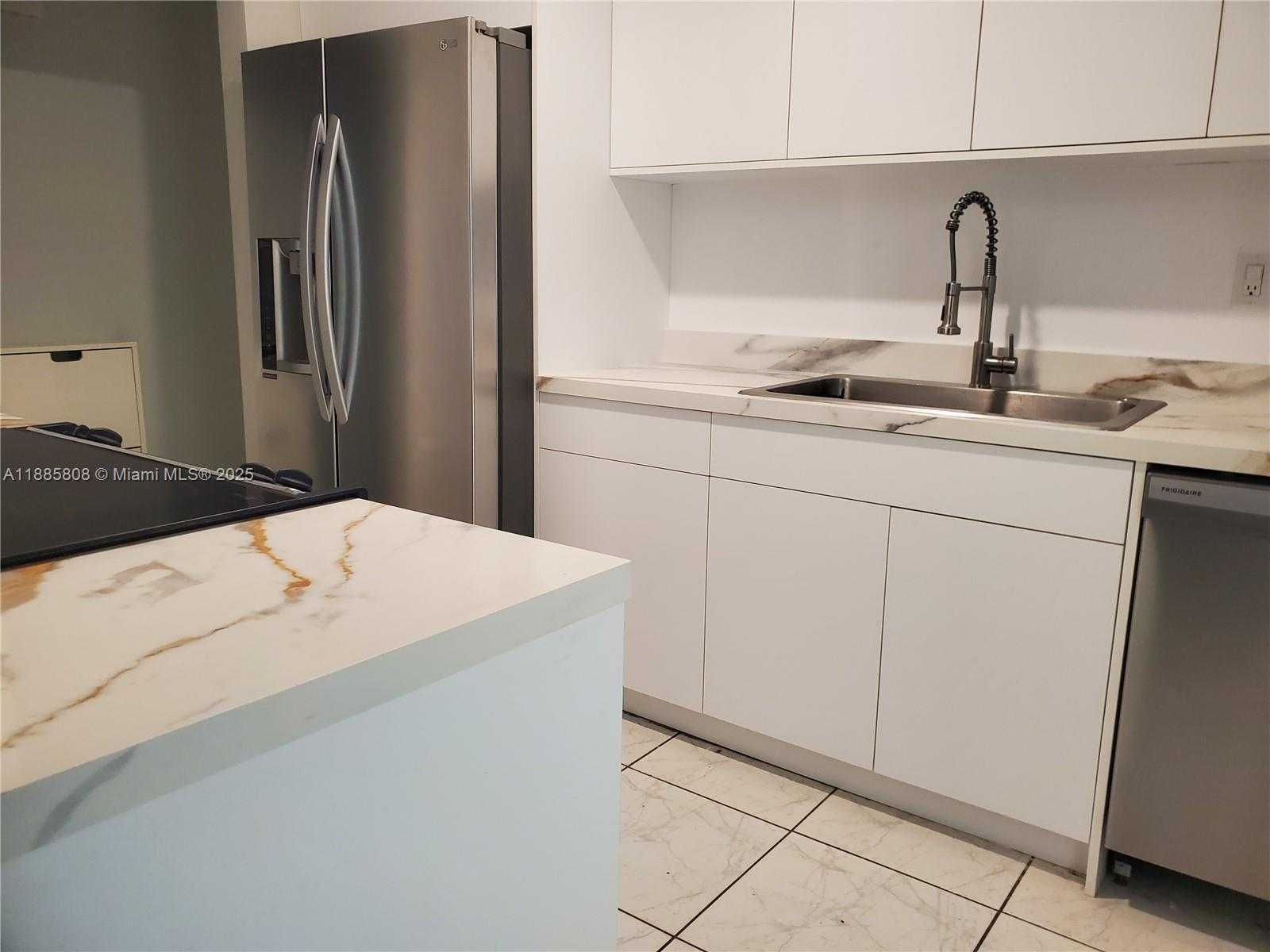 Small Image of 9400 SOUTH WEST 180TH ST, Palmetto Bay Number 31