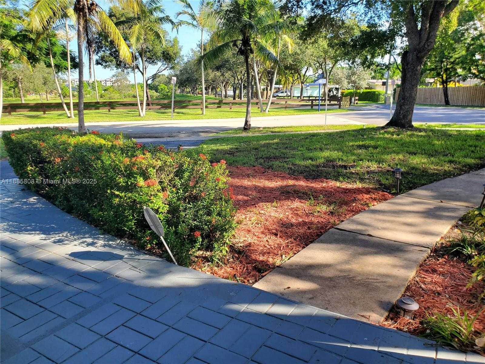 Small Image of 9400 SOUTH WEST 180TH ST, Palmetto Bay Number 54