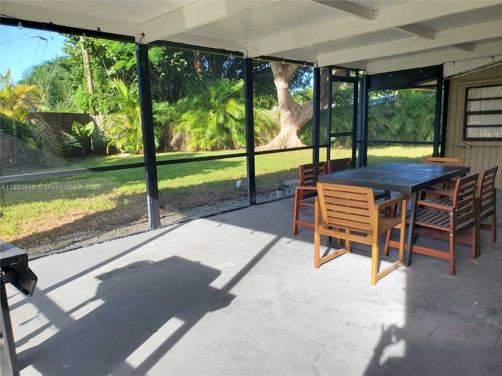 Small Image of 9400 SOUTH WEST 180TH ST, Palmetto Bay Number 55