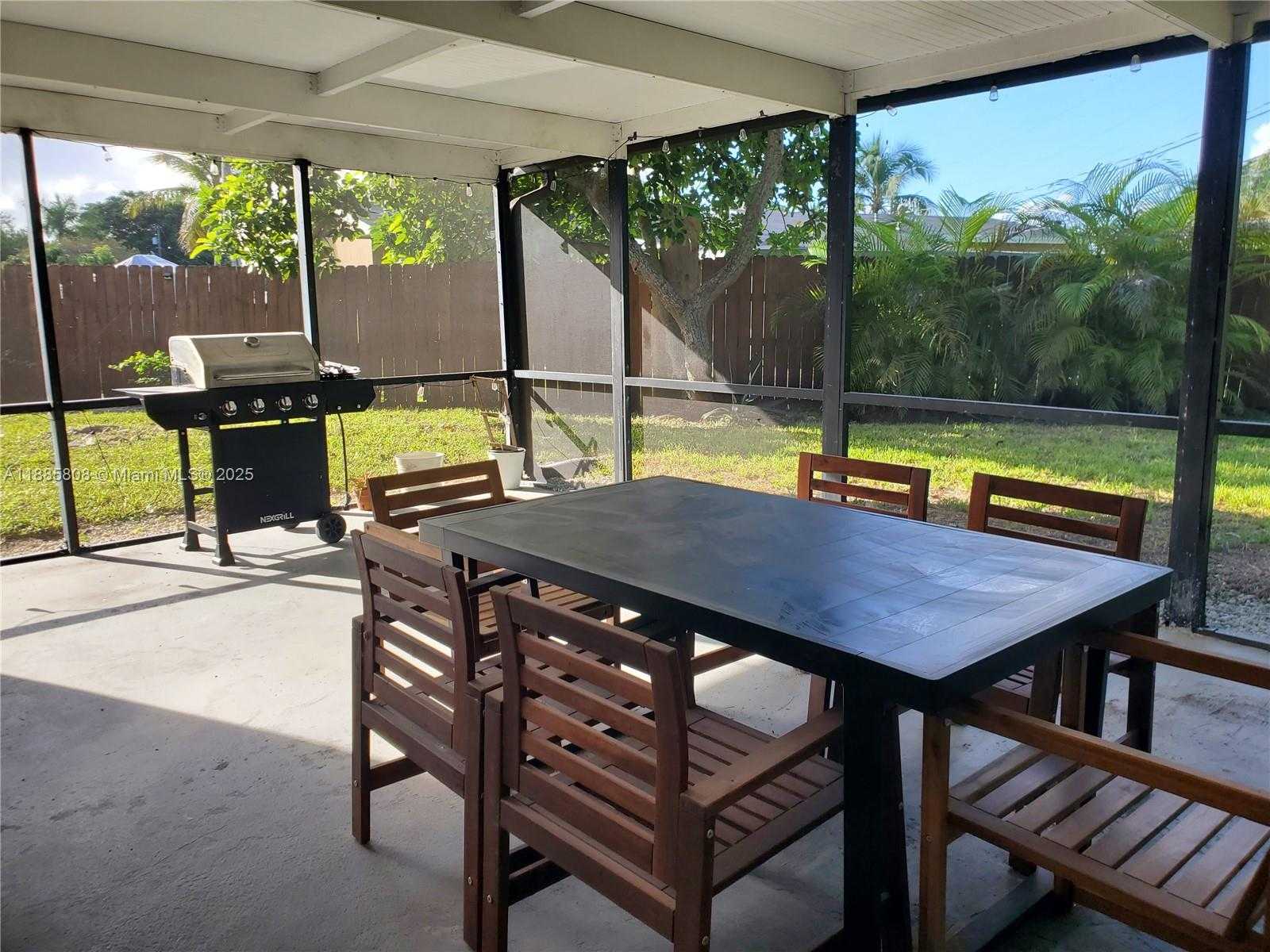 Small Image of 9400 SOUTH WEST 180TH ST, Palmetto Bay Number 56