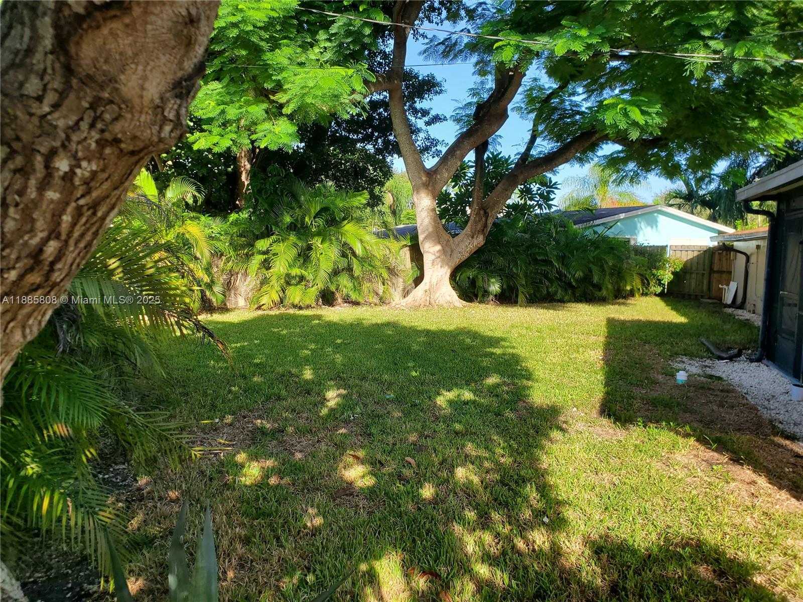 Small Image of 9400 SOUTH WEST 180TH ST, Palmetto Bay Number 59
