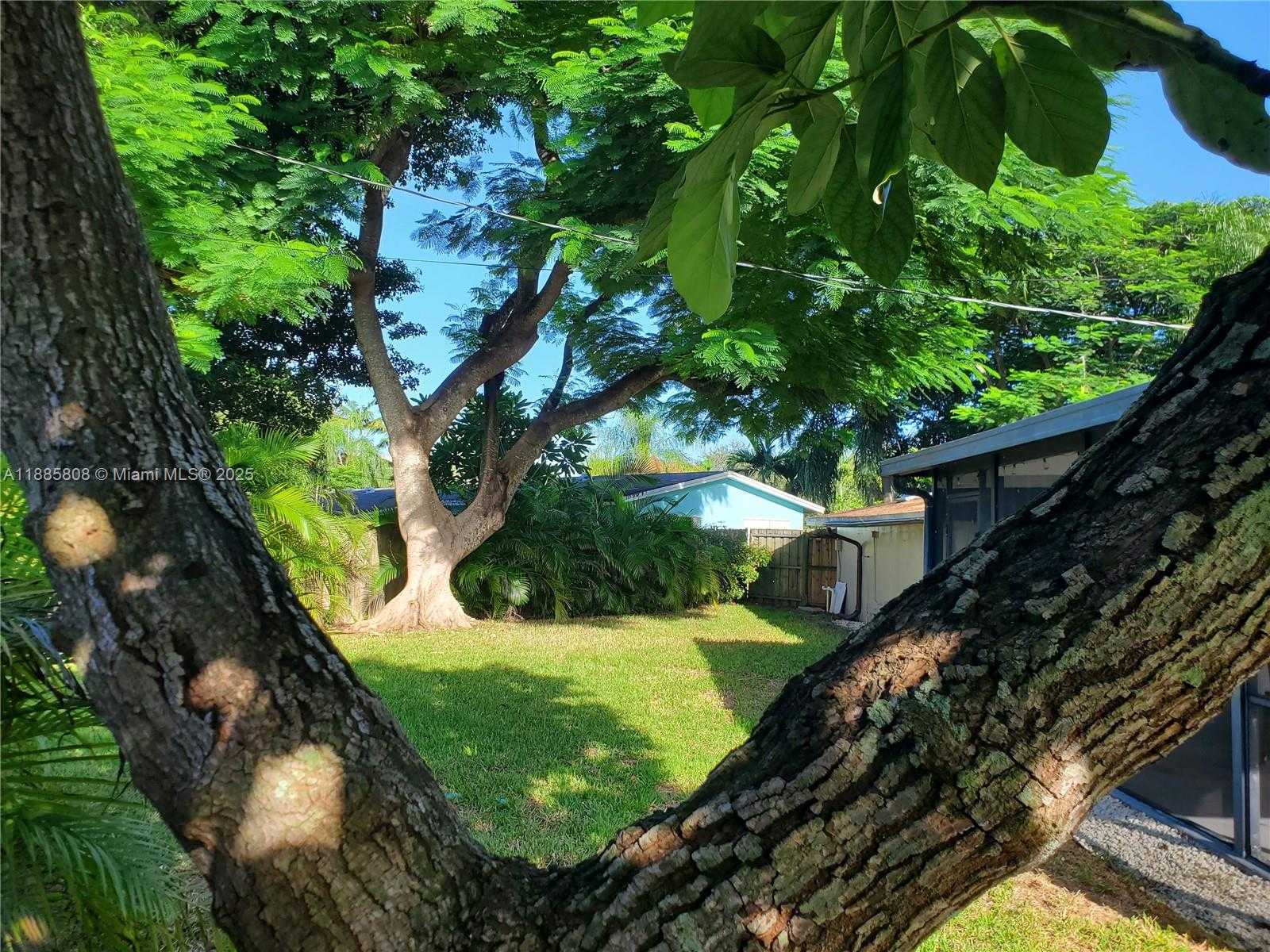 Small Image of 9400 SOUTH WEST 180TH ST, Palmetto Bay Number 60