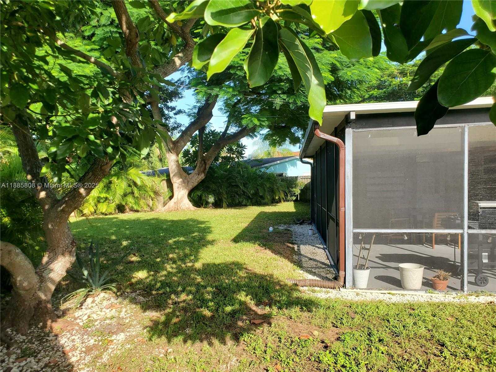 Small Image of 9400 SOUTH WEST 180TH ST, Palmetto Bay Number 61