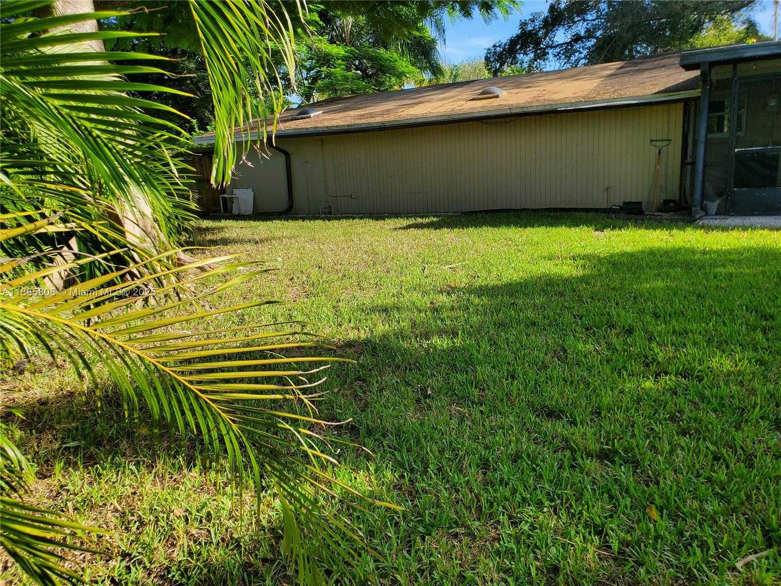 Small Image of 9400 SOUTH WEST 180TH ST, Palmetto Bay Number 63