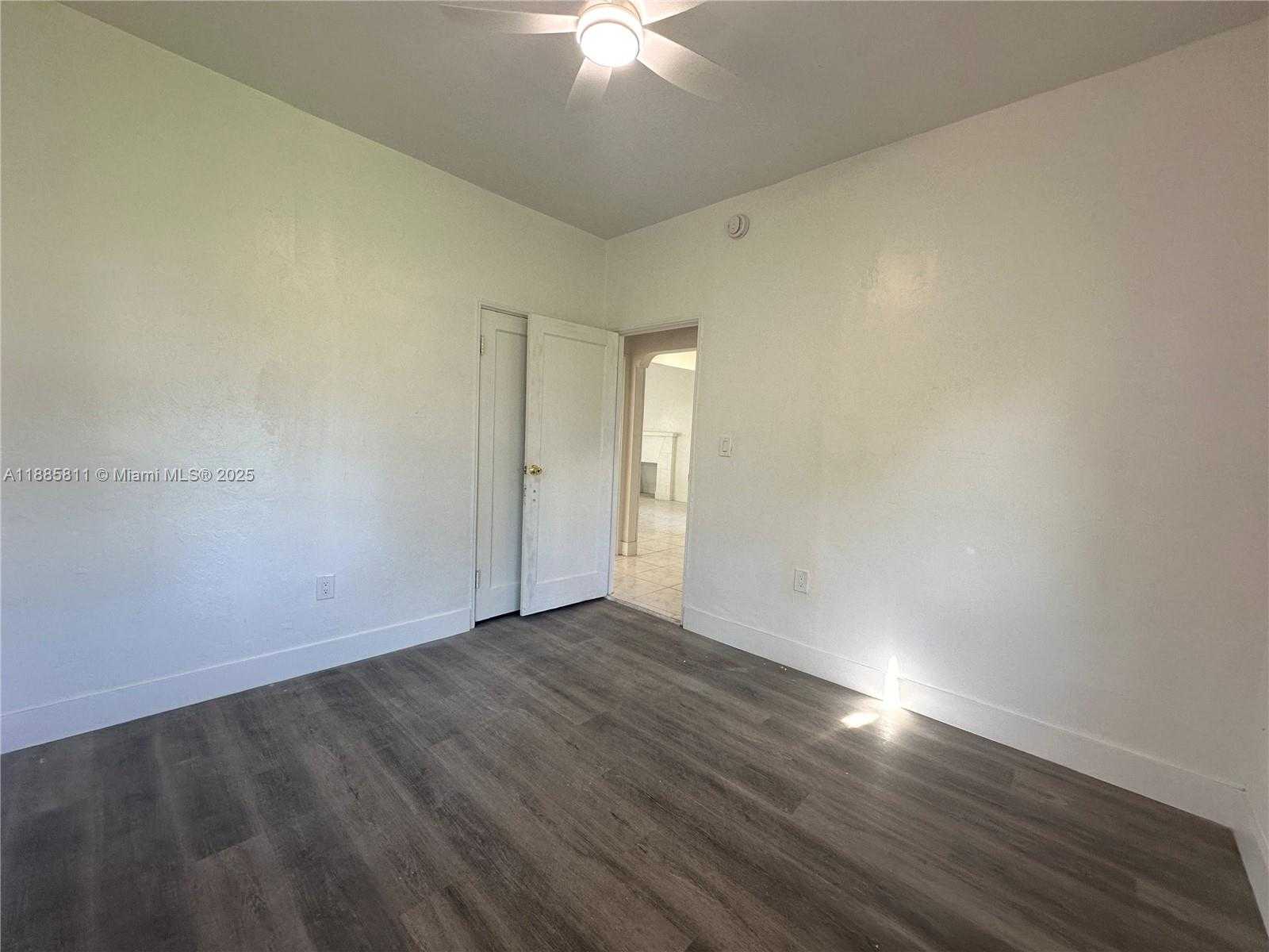 Small Image of 937 NORTH WEST 46TH ST, Miami Number 11