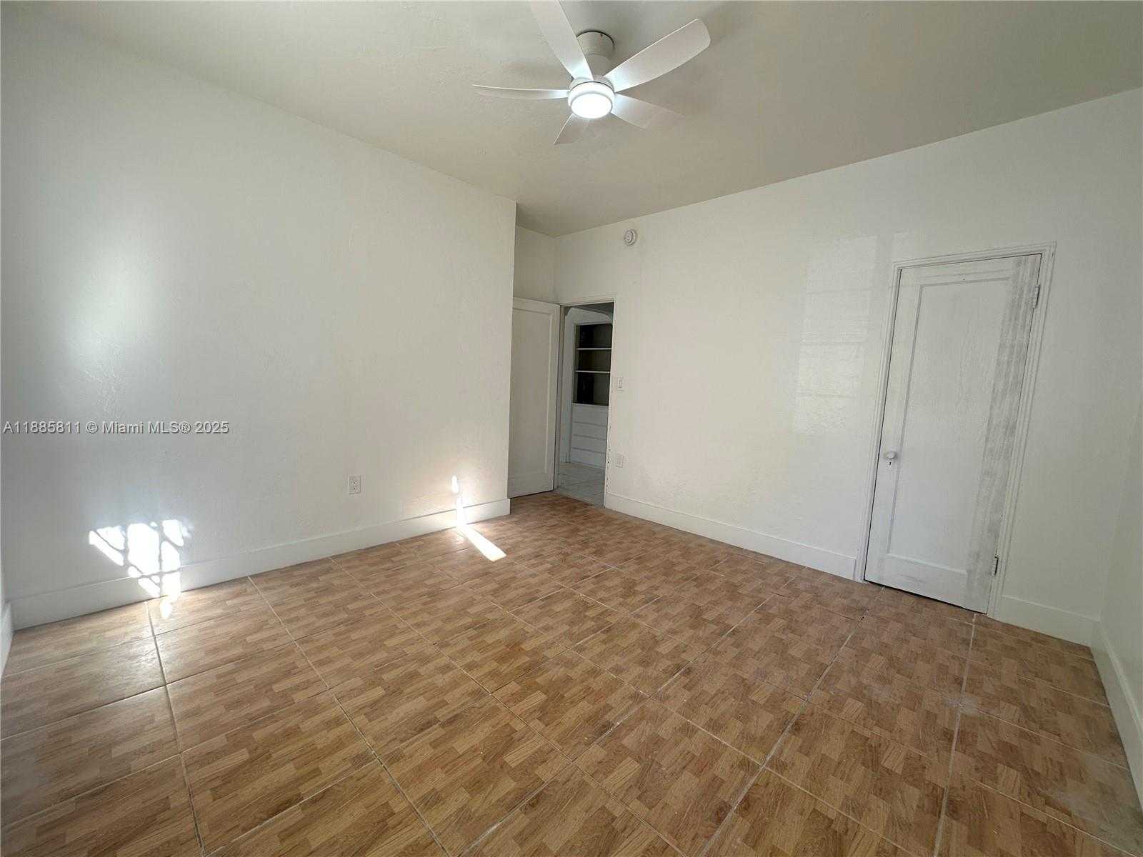 Small Image of 937 NORTH WEST 46TH ST, Miami Number 14