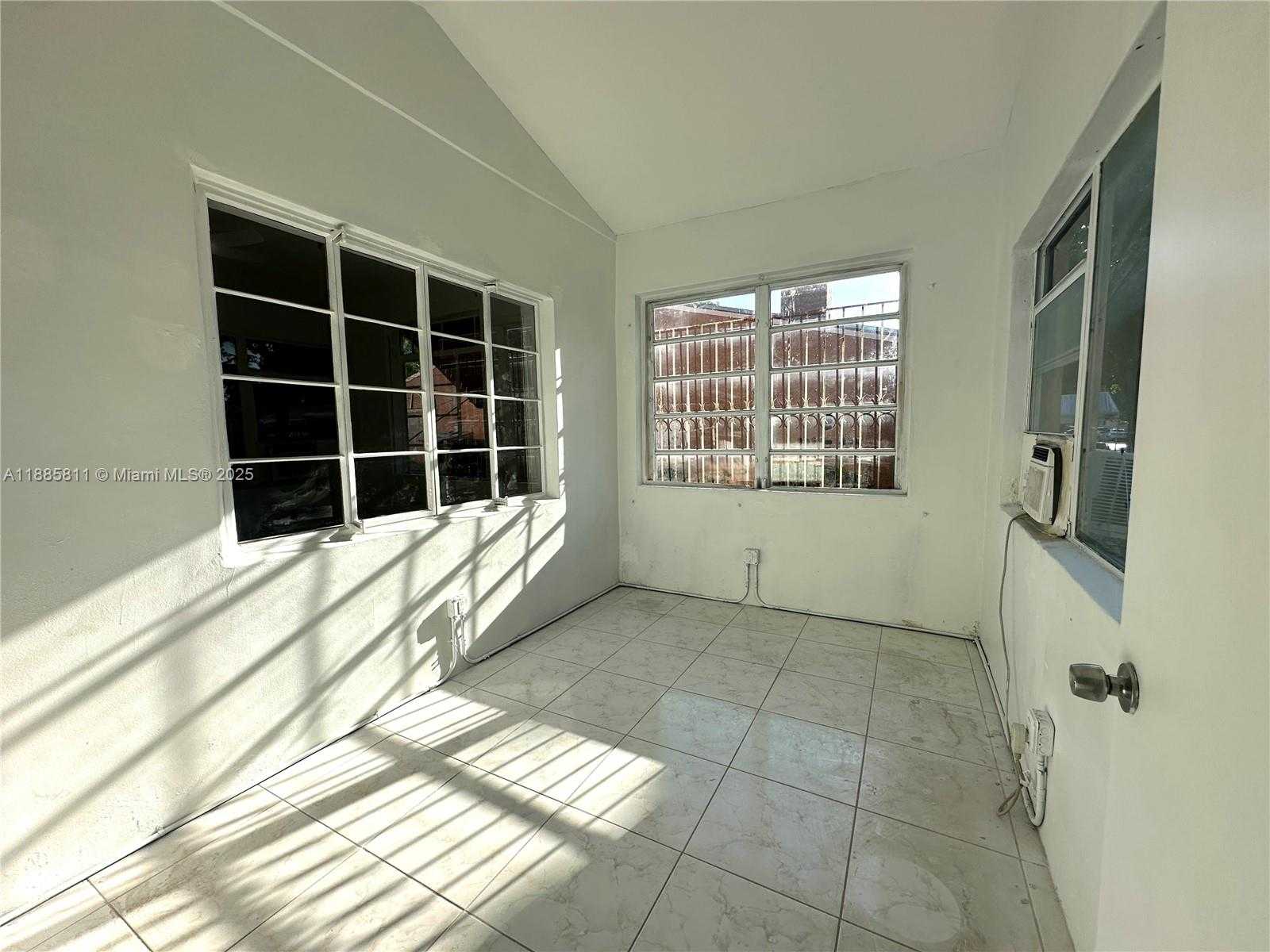 Small Image of 937 NORTH WEST 46TH ST, Miami Number 15