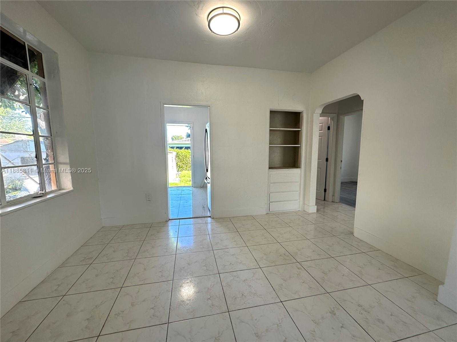 Small Image of 937 NORTH WEST 46TH ST, Miami Number 4
