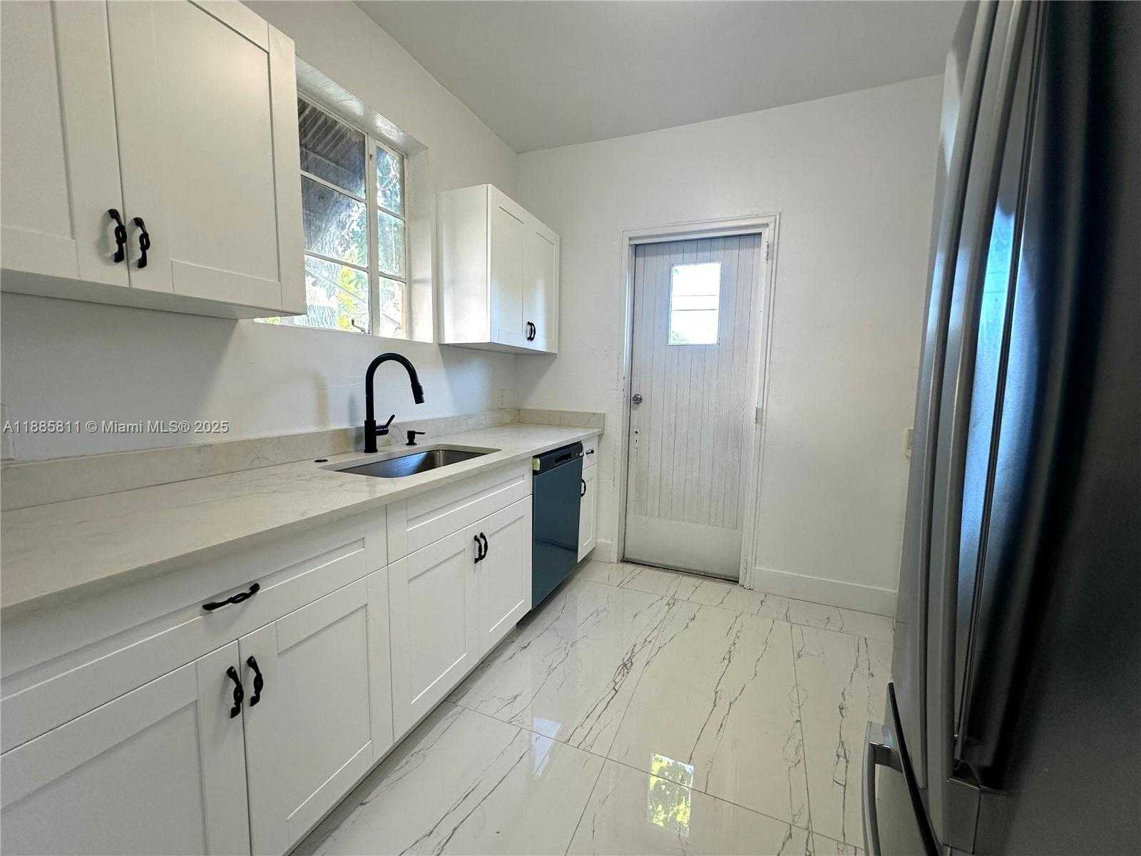 Small Image of 937 NORTH WEST 46TH ST, Miami Number 7