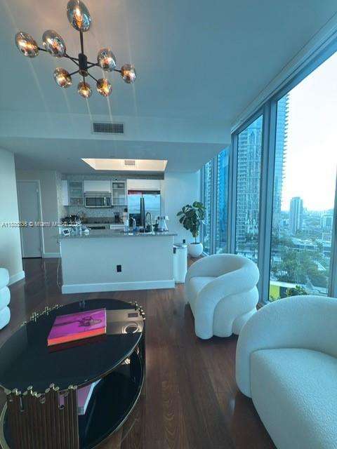 Small Image of 888 BISCAYNE BLVD #2112, Miami Number 16
