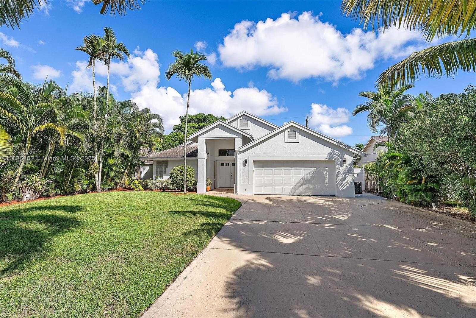 Small Image of 6051 KENDRICK ST, Jupiter Number 24