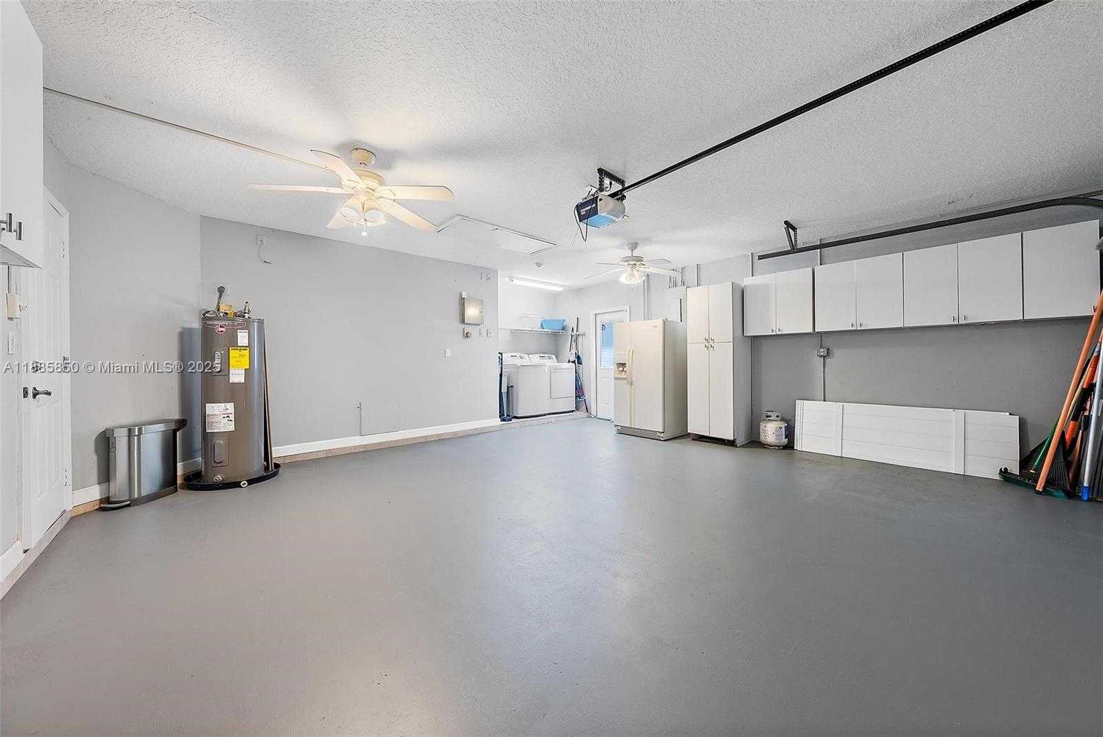 Small Image of 6051 KENDRICK ST, Jupiter Number 25